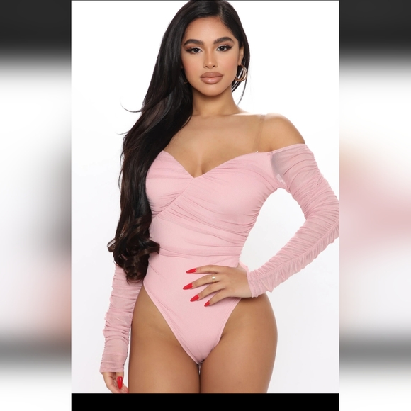Fashion Nova Tops - Nwt A Hot Mesh Mauve Bodysuit